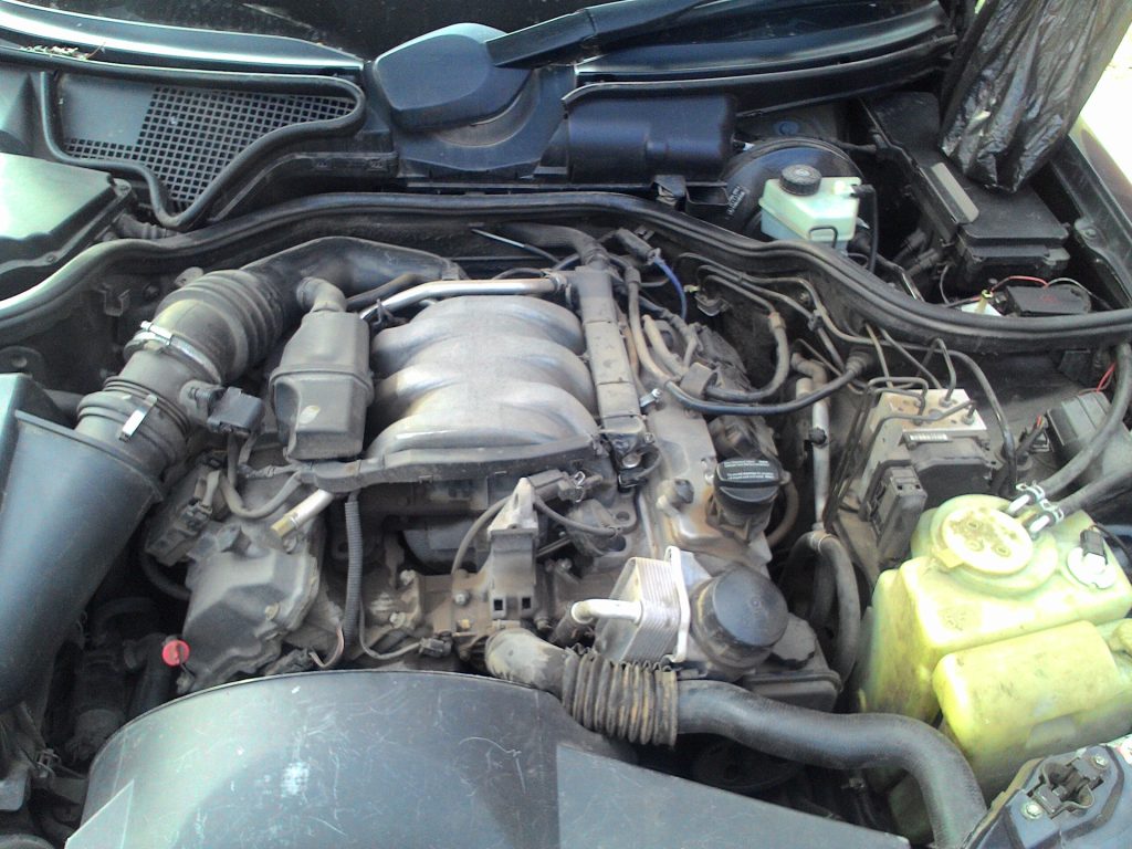 Moteur Mercedes-Benz M112 E28 2.8