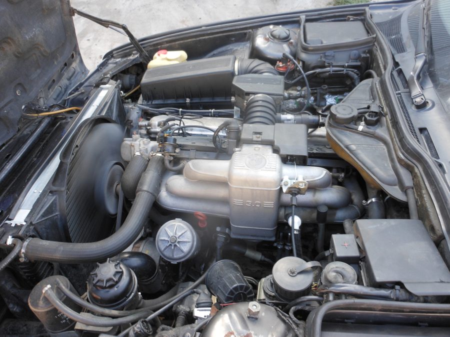 Moteur BMW M30B30