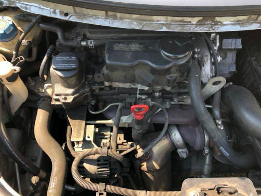 Moteur diesel Mercedes-Benz OM639 à 3 cylindres