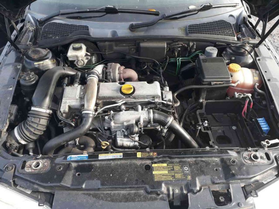 Moteur de la Saab 9-5 2.2 TiD (D223L)