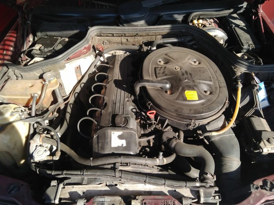Moteur Mercedes-Benz M103 E26 2.6