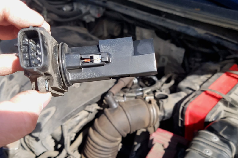Régime moteur élevé au ralenti
