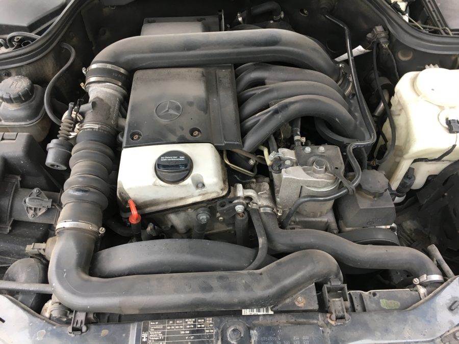 Moteur Mercedes OM 605 2.5