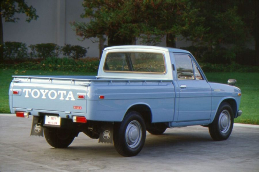 Histoire de la légendaire camionnette Toyota Hilux